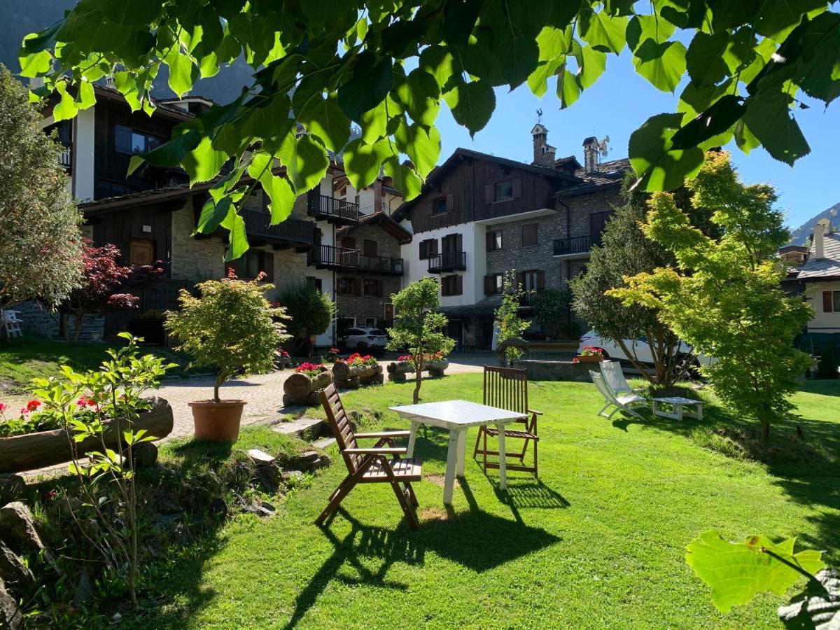 Hameau De Jadis Apartment