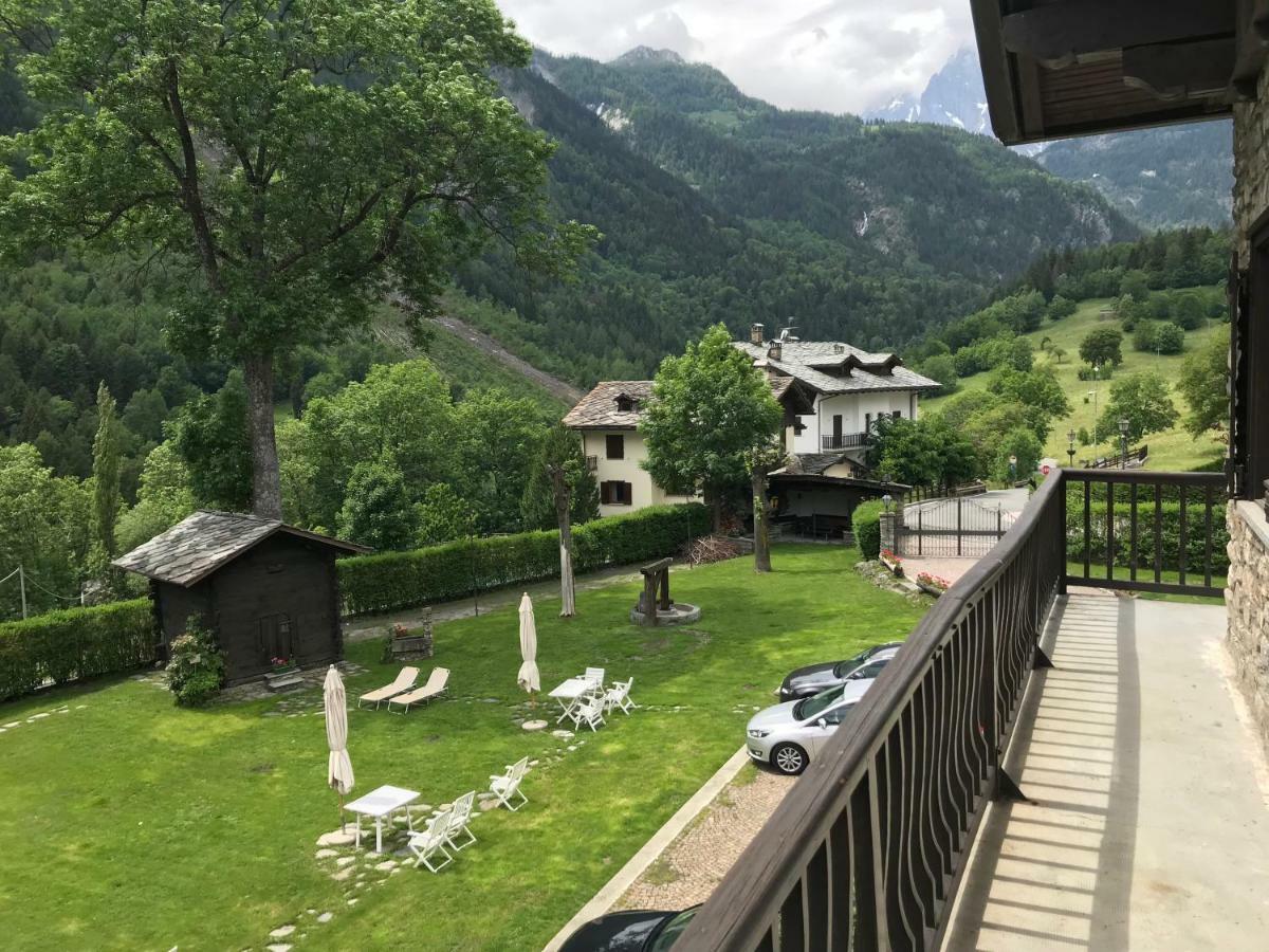 Hameau De Jadis Apartment